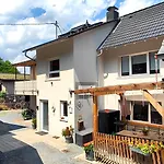 Zum Burgfried Von Unterkunft4you Holiday home Usingen