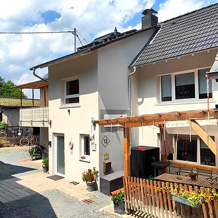 Zum Burgfried Ferienhaus Usingen