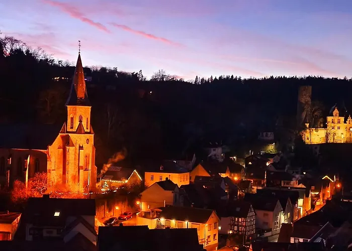 Zum Burgfried Hébergement de vacances *